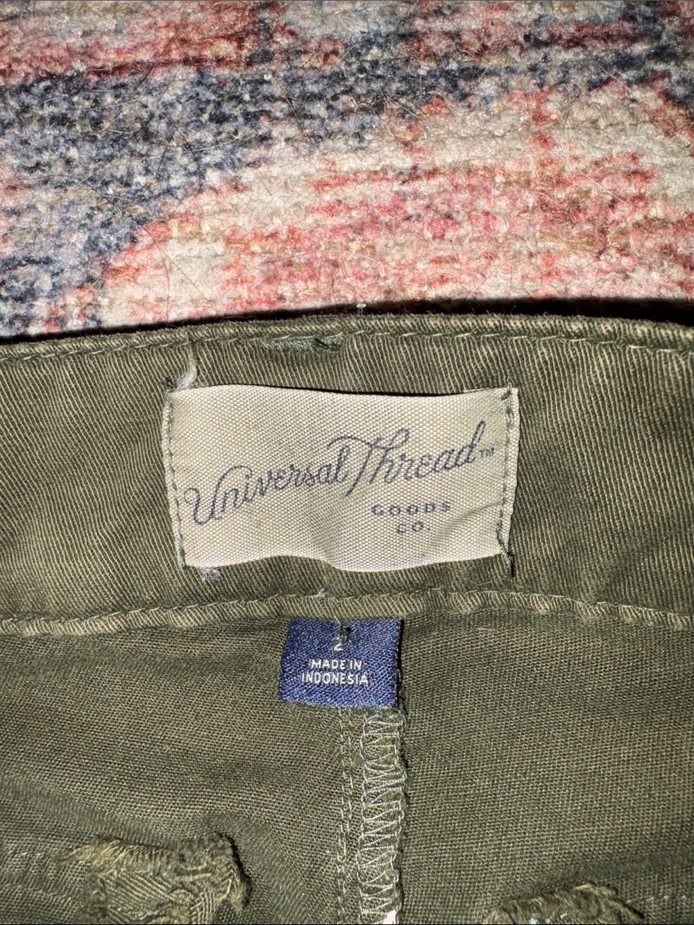 Universal Thread Pants size 2 - Picture 2 of 8